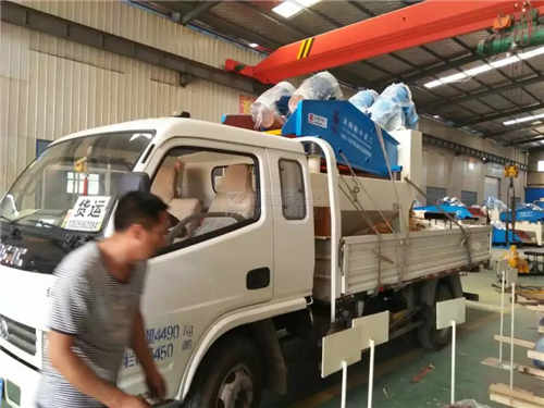 裝車